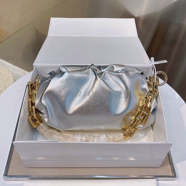 designer bag woman pouch soft leather fashion mini shoulder bags original quality ladies handbag women cosmetic luxury cloud bag
designer bag woman pouch soft leather fashion mini shoulder bags original quality ladies handbag women cosmetic luxury cloud bag