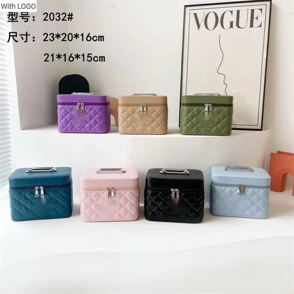 evening bags luxury brand letter quilted shoulder chain cc bag leather embroidery makeup bag large capacity cosmetics storage bag portable, White
evening bags luxury brand letter quilted shoulder chain cc bag leather embroidery makeup bag large capacity cosmetics storage bag portable, White