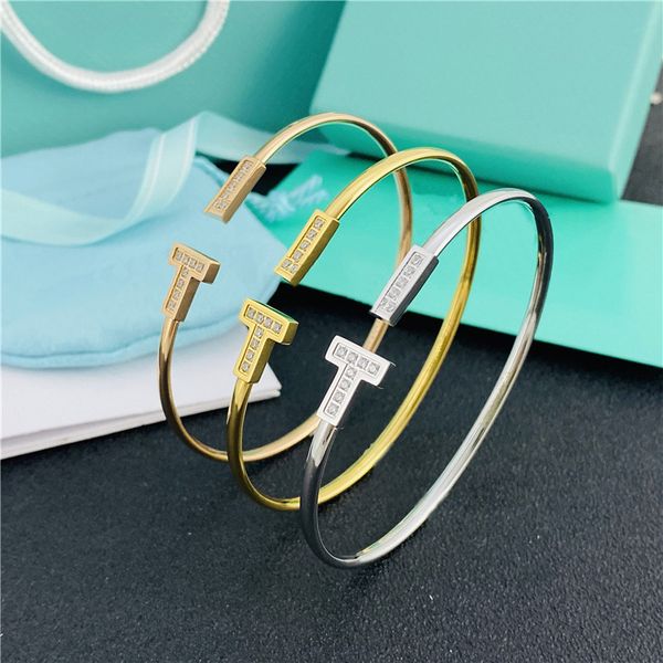 new fashionable classic bracelets women bangle 18k gold plated stainless steel crystal lovers wristband cuff chain designer jewelry, Black
new fashionable classic bracelets women bangle 18k gold plated stainless steel crystal lovers wristband cuff chain designer jewelry, Black