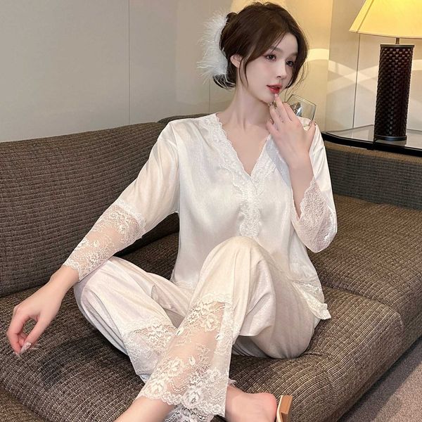new style small fragrance light luxury pajamas women's long sleeve lace suit spring and autumn ice silk noble clothes
new style small fragrance light luxury pajamas women's long sleeve lace suit spring and autumn ice silk noble clothes