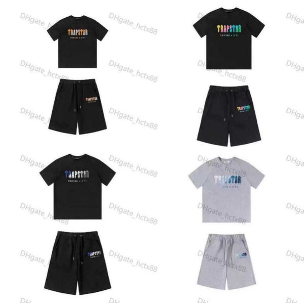 men's t-shirts trapstar t shirt designer shirts towel embroidery letter luxury black and white grey rainbow color summer sports fashion, White;black
men's t-shirts trapstar t shirt designer shirts towel embroidery letter luxury black and white grey rainbow color summer sports fashion, White;black