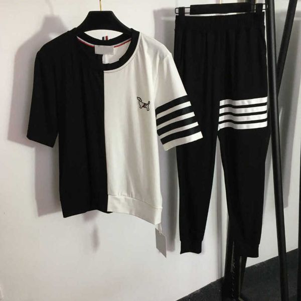 23ss womens designer clothing womens tracksuits round neck pure cotton color matching short sleeved elastic waist casual pants set women clo, Gray
23ss womens designer clothing womens tracksuits round neck pure cotton color matching short sleeved elastic waist casual pants set women clo, Gray