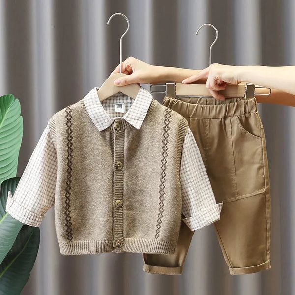 clothing sets 2023 baby spring plaid set boy korean vest sweater shirt jeans threepiece toddler handsome fall clothes suit 230418, White
clothing sets 2023 baby spring plaid set boy korean vest sweater shirt jeans threepiece toddler handsome fall clothes suit 230418, White