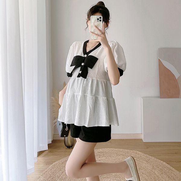 sleep lounge sweet bowknot v-neck white shirts black denim shorts summer pregnant women twinset fashion maternity clothes set fashion suits
sleep lounge sweet bowknot v-neck white shirts black denim shorts summer pregnant women twinset fashion maternity clothes set fashion suits