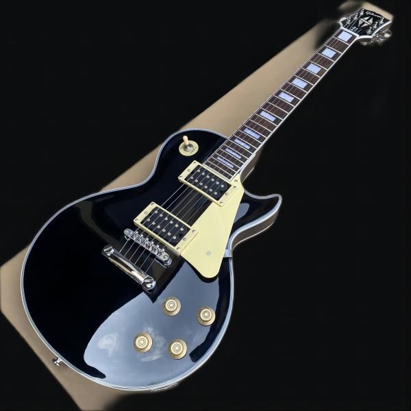 factory custom black electric guitar with white binding and neck,black hardwares,pearl fret inlay,rosewood fretboard,active pickups,can be c
factory custom black electric guitar with white binding and neck,black hardwares,pearl fret inlay,rosewood fretboard,active pickups,can be c