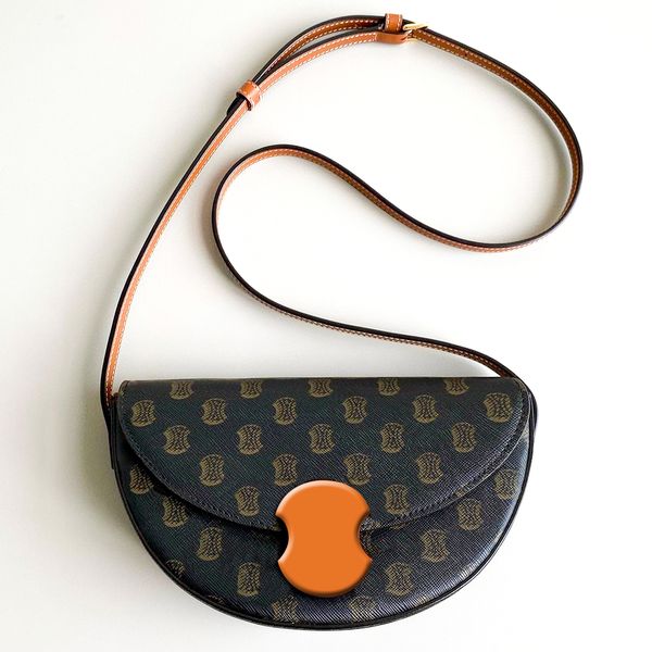 luxury designer teen triomphe half moon bags genuine leather womens mens cross body totes clutch bag handbags celins fashion purse wallet cl
luxury designer teen triomphe half moon bags genuine leather womens mens cross body totes clutch bag handbags celins fashion purse wallet cl