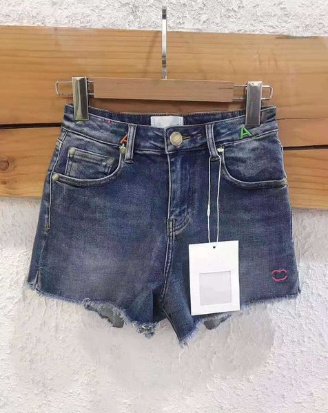 23ss womens designer clothing womens shorts denim shorts color waist color embroidery tassel denim shorts casual shorts women clothes, White;black
23ss womens designer clothing womens shorts denim shorts color waist color embroidery tassel denim shorts casual shorts women clothes, White;black