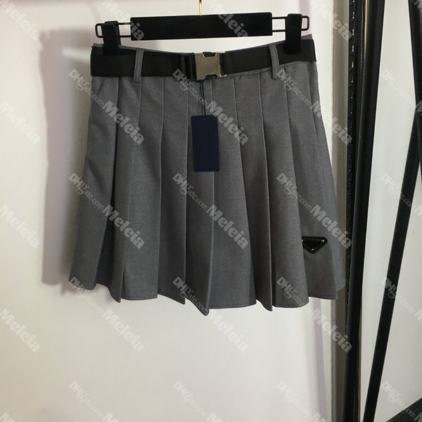 pleated skirts with triangle badge eengland style women skirt summer designer high waist skirts for ladies, Black
pleated skirts with triangle badge eengland style women skirt summer designer high waist skirts for ladies, Black