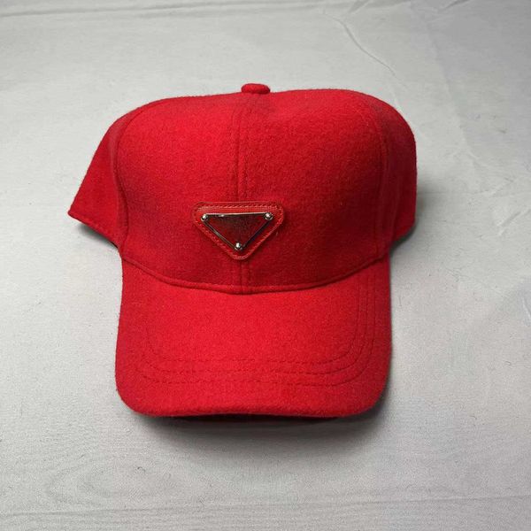 2023 new fashion male designer baseball cap female designer dome cap triangular letter logo 6 colors to choose from, Blue;gray
2023 new fashion male designer baseball cap female designer dome cap triangular letter logo 6 colors to choose from, Blue;gray