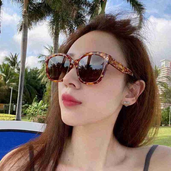sunglasses designer 23 new women's apricot light luxury color full print triumphal arch 0xrh, White;black
sunglasses designer 23 new women's apricot light luxury color full print triumphal arch 0xrh, White;black