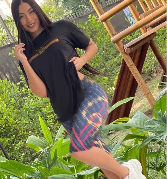2023 women's tracksuits sports suit jogging luxury pink short-sleeved shorts g1 printed casual two-piece suit, Gray
2023 women's tracksuits sports suit jogging luxury pink short-sleeved shorts g1 printed casual two-piece suit, Gray