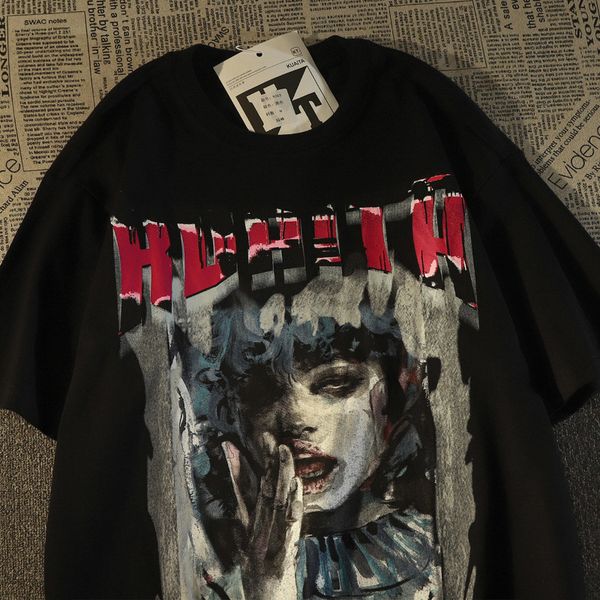 women's tshirt gothic pattern letter printing retro street trend shortsleeved tshirt women summer loose american hiphop tshirt 230419, White
women's tshirt gothic pattern letter printing retro street trend shortsleeved tshirt women summer loose american hiphop tshirt 230419, White