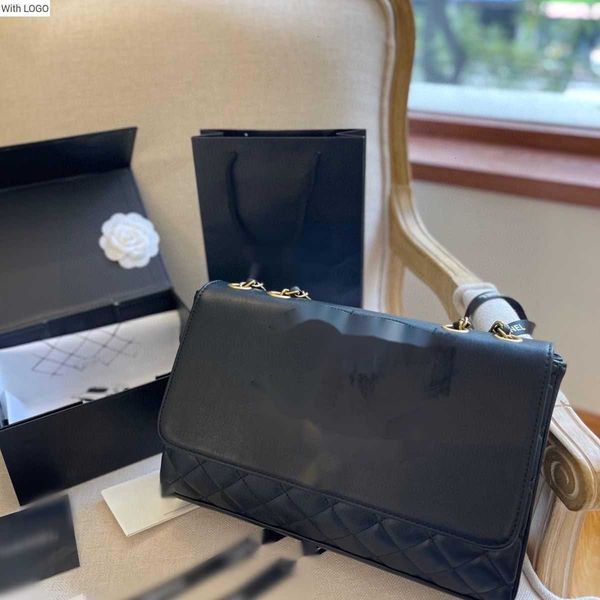 waist bags bag luxury brand design woman's letter quilted shoulder chain cc bag lambskin handbag vintage messenger bags real leather le, White
waist bags bag luxury brand design woman's letter quilted shoulder chain cc bag lambskin handbag vintage messenger bags real leather le, White