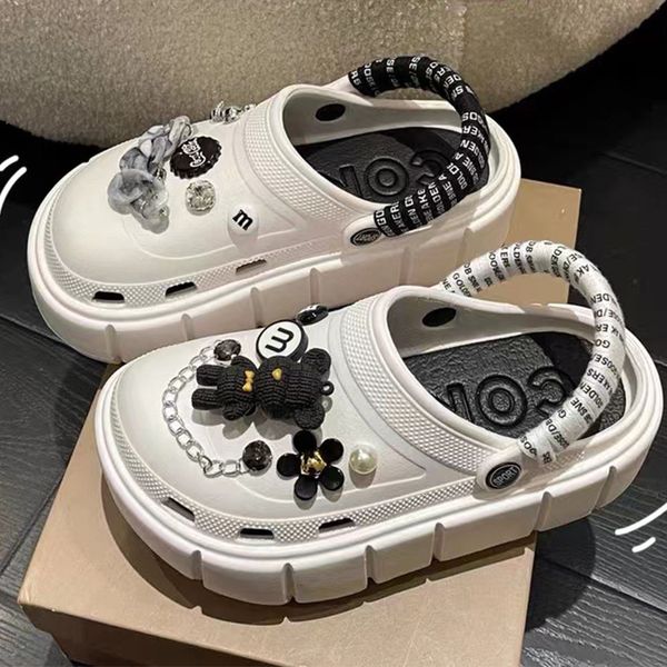 slippers fashion charms clog shoes summer sandals for girls outdoor women slippers thick sole decorative cave shoes 230419, Black
slippers fashion charms clog shoes summer sandals for girls outdoor women slippers thick sole decorative cave shoes 230419, Black