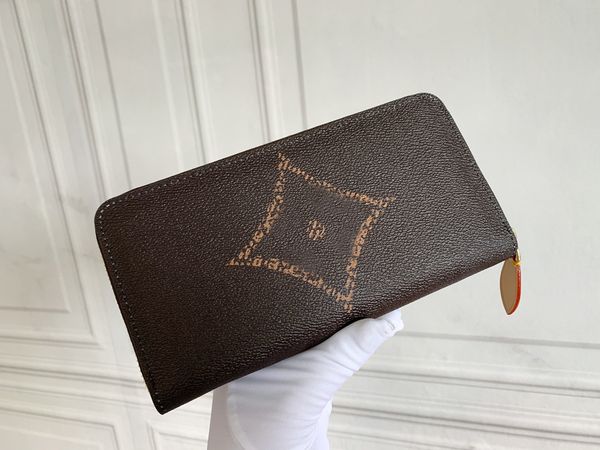 fashion designer womens wallets luxury zippy purses brown flower letter credit card holders ladies long slim zipper money clutch bag with bo, Red;black
fashion designer womens wallets luxury zippy purses brown flower letter credit card holders ladies long slim zipper money clutch bag with bo, Red;black