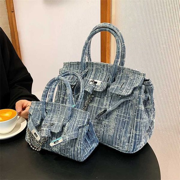 birkin h erms fashion handbag dermis small women fashion denim large capacityqq with h logo
birkin h erms fashion handbag dermis small women fashion denim large capacityqq with h logo