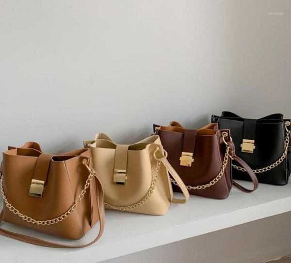 large capacity shopping bags fashion wild solid color flap handbag women pu crossbody bag shoulder bag19391009
large capacity shopping bags fashion wild solid color flap handbag women pu crossbody bag shoulder bag19391009