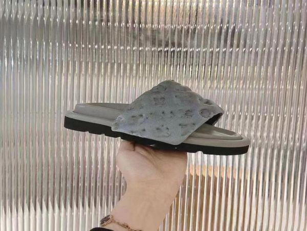 new silk embossed logo pool pillow women slippers thong sandals cutout leather sandal flat bow spikes luxury leather platform slip5676376, Black
new silk embossed logo pool pillow women slippers thong sandals cutout leather sandal flat bow spikes luxury leather platform slip5676376, Black