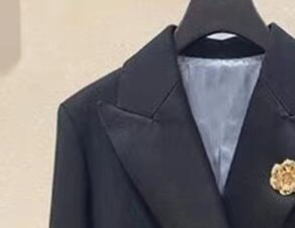 pants women notched midlength blazer coat 2021 winter doublebreasted flower decorated office long jacket outwear with pockets, White
pants women notched midlength blazer coat 2021 winter doublebreasted flower decorated office long jacket outwear with pockets, White