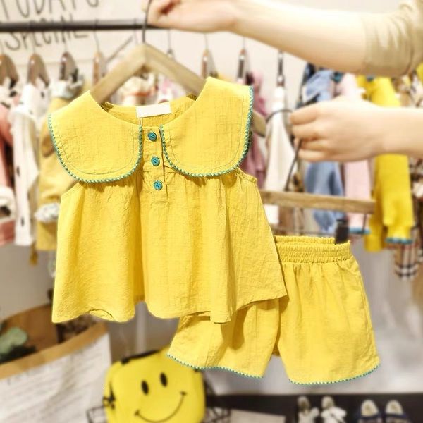 clothing sets baby girls summer clothes sleeveless and shorts large lapel cotton suit toddler 2pcs casual infant 230420, White