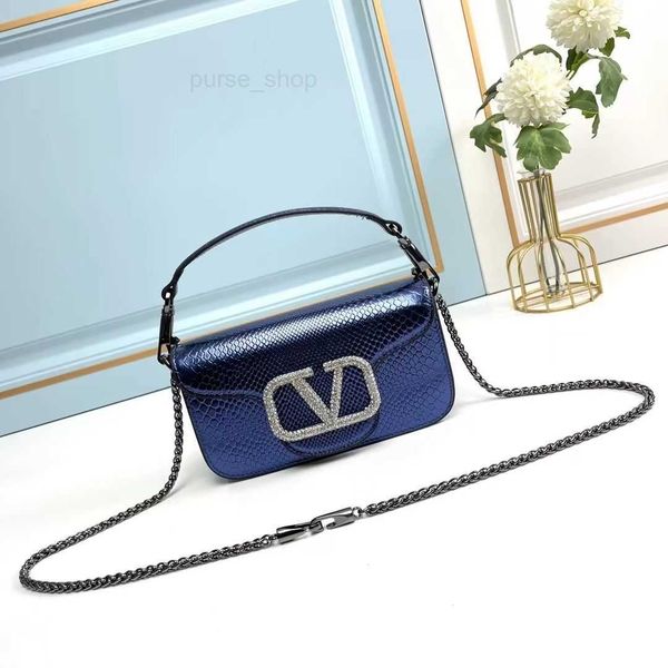 snake bag classy valentinoes designer patterned leather evening with diamond studded vbucklel ocoh andbagf orw omensha ndheldsi nglesh oulde
snake bag classy valentinoes designer patterned leather evening with diamond studded vbucklel ocoh andbagf orw omensha ndheldsi nglesh oulde