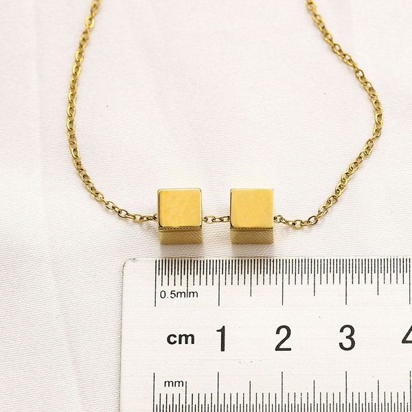brand designer double letter pendants necklaces luxury stainless steel choker pendant necklace chain jewelry accessories, Silver
brand designer double letter pendants necklaces luxury stainless steel choker pendant necklace chain jewelry accessories, Silver