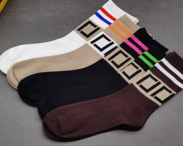 5pcsset brand designer printing knitted sock men women cartoon cotton ankle short long box design hosiery breathable outdoor leis8446125, Black
5pcsset brand designer printing knitted sock men women cartoon cotton ankle short long box design hosiery breathable outdoor leis8446125, Black