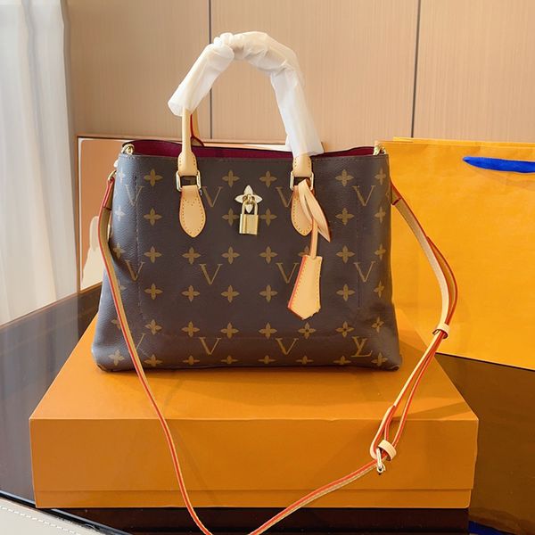 women's tote bag designer handbag shoulder crossbody bags classic letter shopping bags fleur duffle handbags luxurys brown flower totes
women's tote bag designer handbag shoulder crossbody bags classic letter shopping bags fleur duffle handbags luxurys brown flower totes