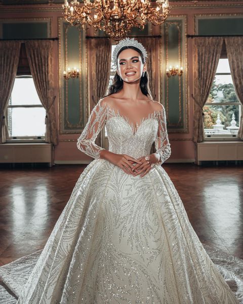 luxury ball gown wedding dresses long sleeves bridal gowns custom made sheer neck arabic church robe de marriage, White
luxury ball gown wedding dresses long sleeves bridal gowns custom made sheer neck arabic church robe de marriage, White