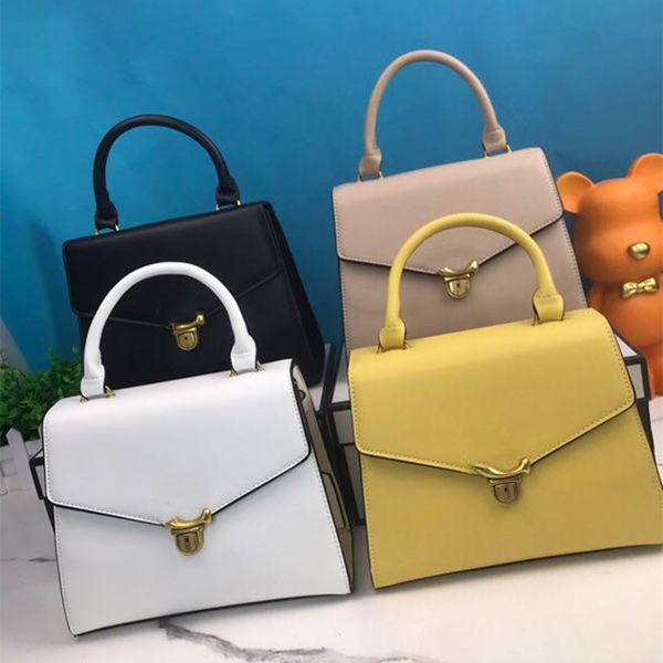 stylisheendibags shoulder bags women's handbag trend fashion one shoulder oblique cross flap women's bag leather bag 24x19x10cm
stylisheendibags shoulder bags women's handbag trend fashion one shoulder oblique cross flap women's bag leather bag 24x19x10cm
