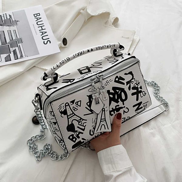 evening bags 2023 luxury design women leather handbags and purse fashion crossbody bags for women graffiti handbags shoulder bags women bag
evening bags 2023 luxury design women leather handbags and purse fashion crossbody bags for women graffiti handbags shoulder bags women bag