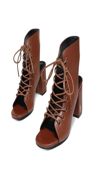 2022 new women039s fashion designer high heels sandals girls casual summer outddor short chunky heels shoes lady tie brown sand4501930, Black
2022 new women039s fashion designer high heels sandals girls casual summer outddor short chunky heels shoes lady tie brown sand4501930, Black