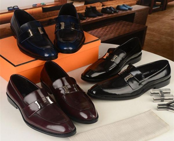 2021 size 38 45 fashion real leather men dress shoes pointed toe bullock oxfords shoes for men lace up designers brand men shoes5024684, Black
2021 size 38 45 fashion real leather men dress shoes pointed toe bullock oxfords shoes for men lace up designers brand men shoes5024684, Black