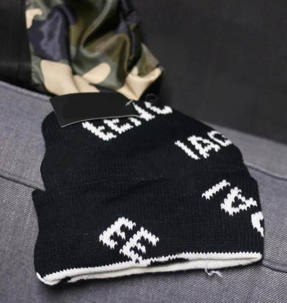 new winter desingers luxurys beanie warm knitted cap ear protection casual temperament cold cap ski caps europe tide 4colors optio2387582, Blue;gray
new winter desingers luxurys beanie warm knitted cap ear protection casual temperament cold cap ski caps europe tide 4colors optio2387582, Blue;gray