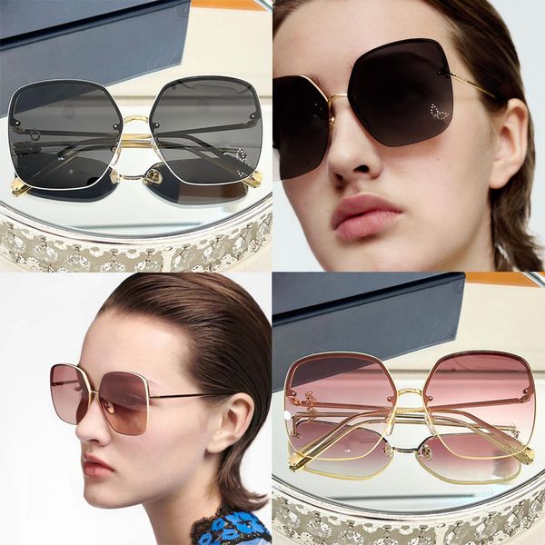 Glam Square Sunglasses Ultra Light Metal Frame Oversize Lens with Crystal Monogram Flower Gradient Lunettes de Soleil Removable temples L Initial Charm Z2013U
Glam Square Sunglasses Ultra Light Metal Frame Oversize Lens with Crystal Monogram Flower Gradient Lunettes de Soleil Removable temples L Initial Charm Z2013U