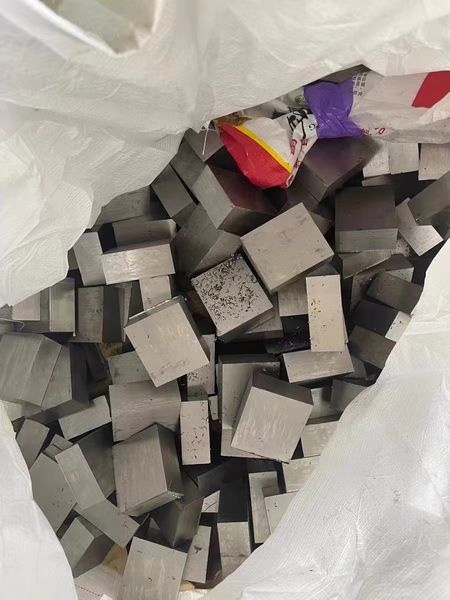 sus304 stainless steel rod square bars 28*28mm processing cutting customization
sus304 stainless steel rod square bars 28*28mm processing cutting customization