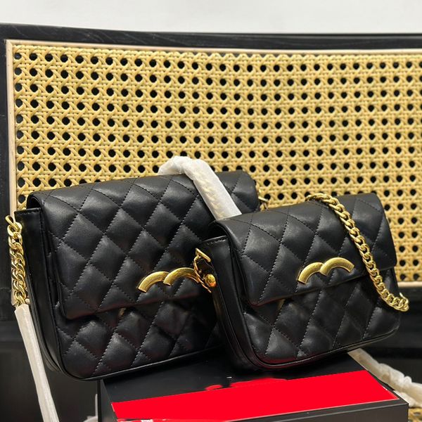 designer womens shoulder bag diagonal span bag classic mini clamshell caviar genuine leather metal hardware chain turn buckle coin bag makeu
designer womens shoulder bag diagonal span bag classic mini clamshell caviar genuine leather metal hardware chain turn buckle coin bag makeu