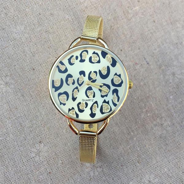 fashion brand women men leopard style gold steel metal band quartz wrist watch c13215b, Slivery;brown
fashion brand women men leopard style gold steel metal band quartz wrist watch c13215b, Slivery;brown