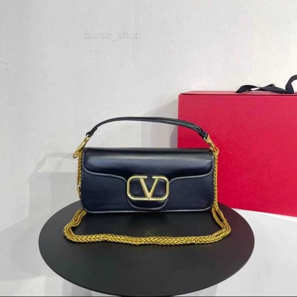 classy loco designer valentinoes handbag evening cowhide bag star premium leather underarm stick style single shoulder crossbody vbuckles ma
classy loco designer valentinoes handbag evening cowhide bag star premium leather underarm stick style single shoulder crossbody vbuckles ma