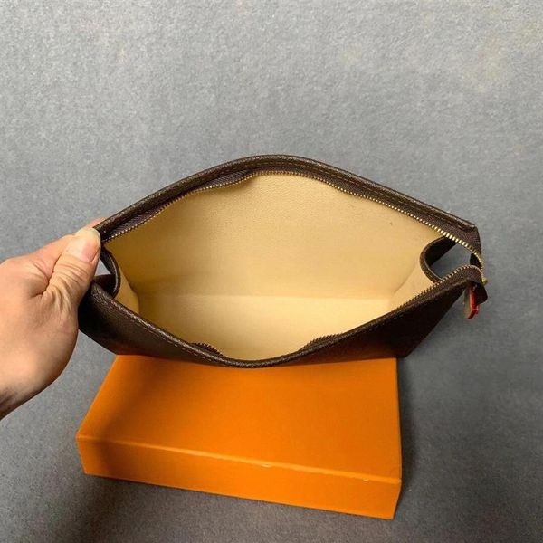 new hand bag travel toiletry pouch 26cm protection makeup clutch women leather waterproof cosmetic bags for women with280d
new hand bag travel toiletry pouch 26cm protection makeup clutch women leather waterproof cosmetic bags for women with280d