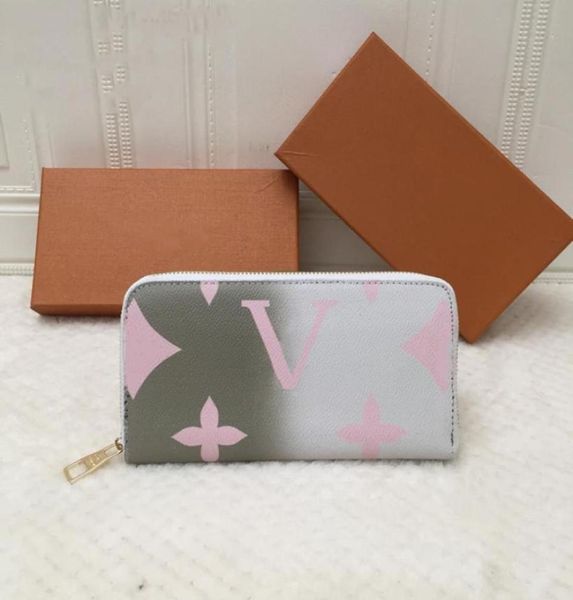 leather gradient zippy long wallets women luxury bag sarah victorine coin purse card holder designer clutch bags lady 6165652, Red;black
leather gradient zippy long wallets women luxury bag sarah victorine coin purse card holder designer clutch bags lady 6165652, Red;black