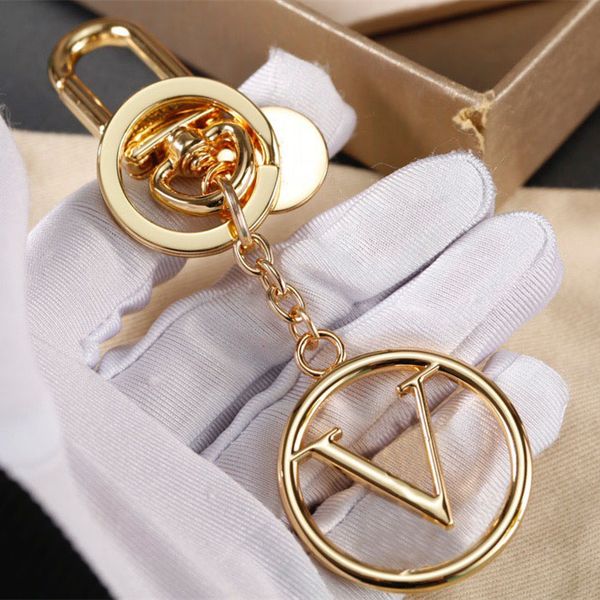 fashion luxurys designer keychain buckle lovers car handmade leather keychains men women bag pendant accessories high quality, Silver
fashion luxurys designer keychain buckle lovers car handmade leather keychains men women bag pendant accessories high quality, Silver