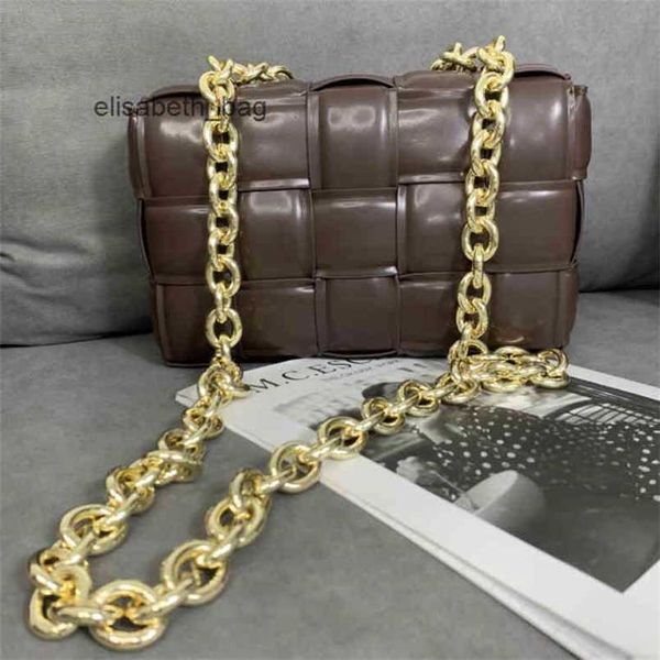 handbags designer venetas bottegas bags luxury metal thick pillow bag chain soft leather messenge woven small square
handbags designer venetas bottegas bags luxury metal thick pillow bag chain soft leather messenge woven small square