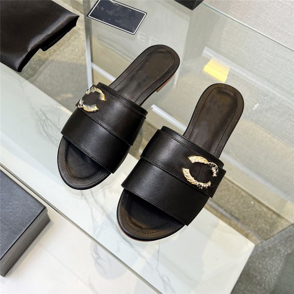 fashion slippers 2023 luxury design summer channel men and women flat shoes thick sole leather rubber letter logo casual cartoon slippers 07, Black
fashion slippers 2023 luxury design summer channel men and women flat shoes thick sole leather rubber letter logo casual cartoon slippers 07, Black
