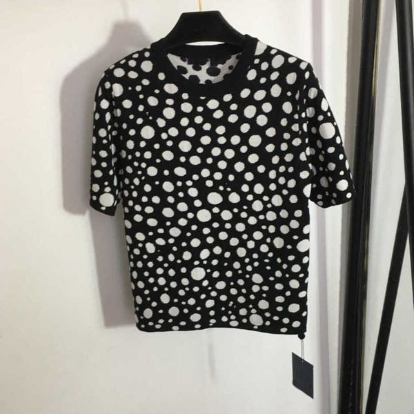 23ss womens designer clothing womens knits fashion round neck logo dot short sleeve sweater womens clothes a1, White
23ss womens designer clothing womens knits fashion round neck logo dot short sleeve sweater womens clothes a1, White