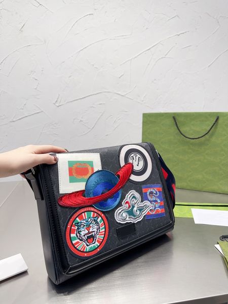 fashion men briefcases crossbody messenger bag 12 styles various sizes handbag bags pochette multiple pockets presbyopic mini package card h
fashion men briefcases crossbody messenger bag 12 styles various sizes handbag bags pochette multiple pockets presbyopic mini package card h