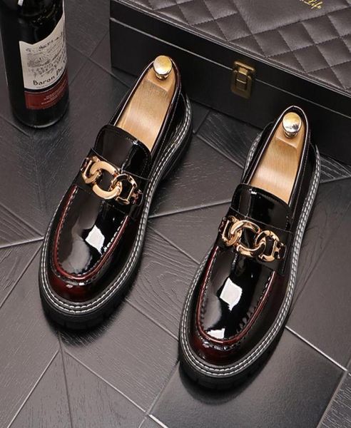 2023 new designer boat spikes flats shoes for men gold casual shoe movie super stars slipon rivets studded men loafers 38444490315, Black
2023 new designer boat spikes flats shoes for men gold casual shoe movie super stars slipon rivets studded men loafers 38444490315, Black