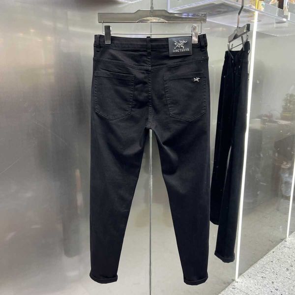 sports casual pants arcterys clothing and feet pants long pants black pencil pants edition
sports casual pants arcterys clothing and feet pants long pants black pencil pants edition