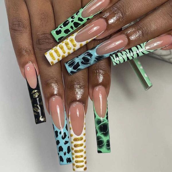false nails 24pcs personality graffiti snakeskin nail art fake nails with animal patterns long press on false nails with glue wearing tools, Red;gold
false nails 24pcs personality graffiti snakeskin nail art fake nails with animal patterns long press on false nails with glue wearing tools, Red;gold
