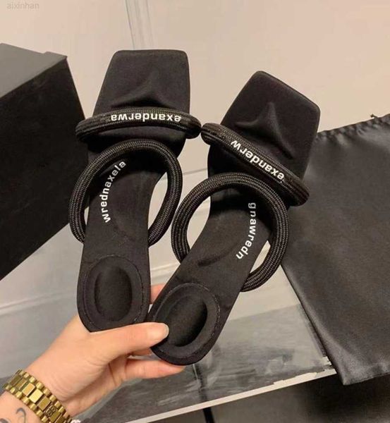 2023 luxury a wang webbing black high heel slippers and sandals women new soft bottom stiletto high-heeled cat heels ladies banquet holiday
2023 luxury a wang webbing black high heel slippers and sandals women new soft bottom stiletto high-heeled cat heels ladies banquet holiday